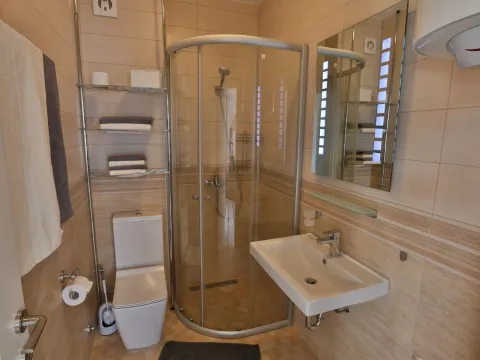 Prodaja, kuća, 550m², Tivat, Crna Gora - image 5