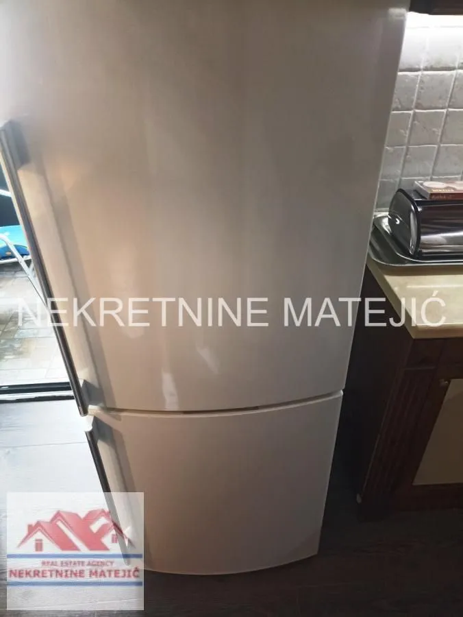 Prodaja, četvorosoban stan, 114m², Centar, Kragujevac
