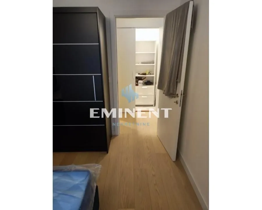 Rent, two bedroom apartment, 56m², Savski Venac, Beograd