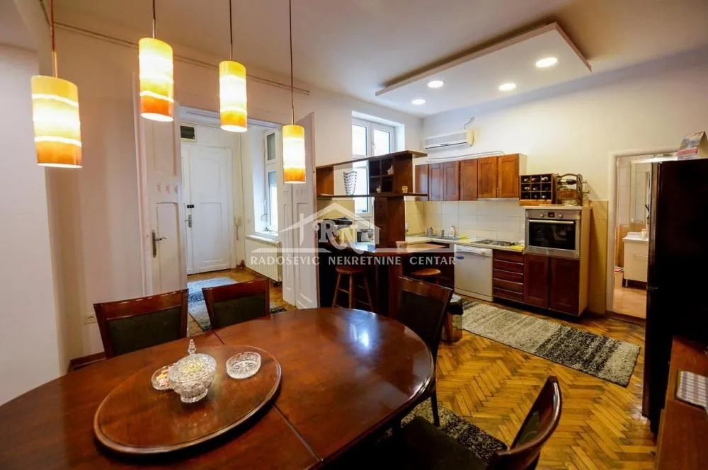 Sale, three bedroom apartment, 86m², Vračar Centar, Vračar Sve Podlokacije