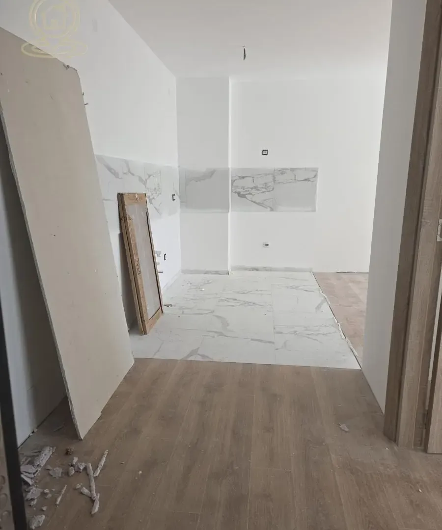 Prodaja, četvorosoban stan, 91m², Medijana, Niš