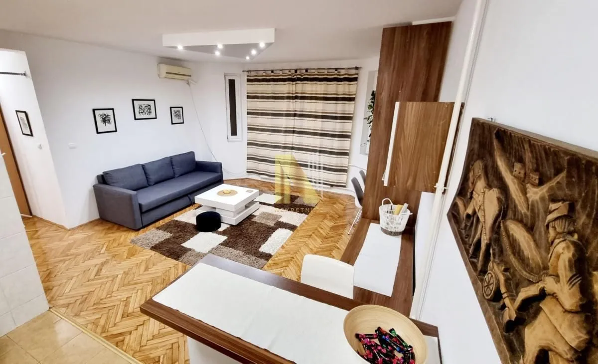 Izdavanje, jednosoban stan, 35m², Spens, Novi Sad Sve Podlokacije