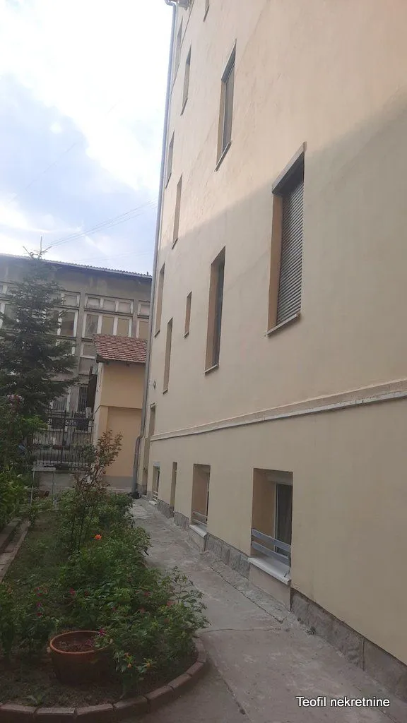 Rent, three bedroom apartment, 71m², Stari Grad, Beograd