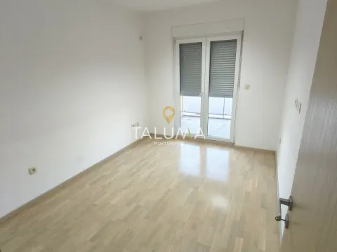 Izdavanje, jednosoban stan, 47m², City Kvart, Podgorica - image 3