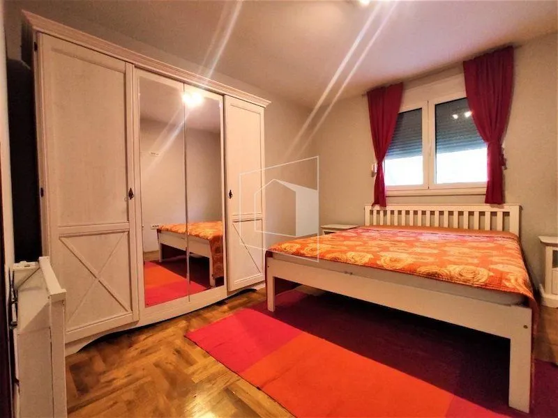 Rent, house, 180m², Mareza, Podgorica