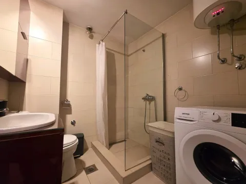 Rent, one bedroom apartment, 50m², Gintaš, Podgorica - image 11