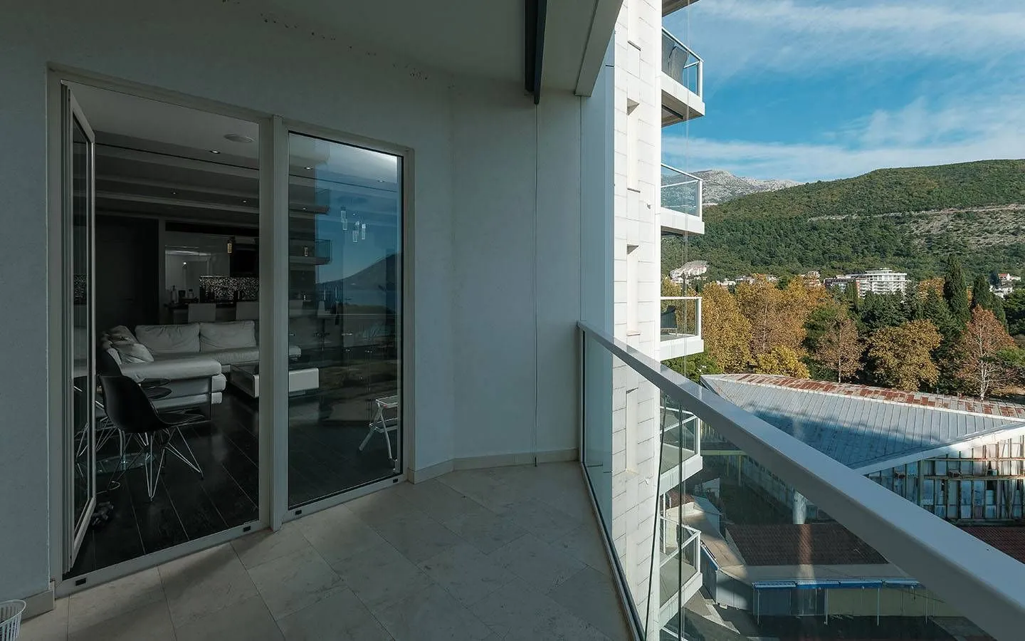 Prodaja, dvosoban stan, 104m², Tre Canne, Budva