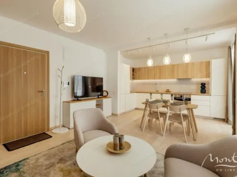 Prodaja, jednosoban stan, 65m², Herceg Novi, Crna Gora - image 11