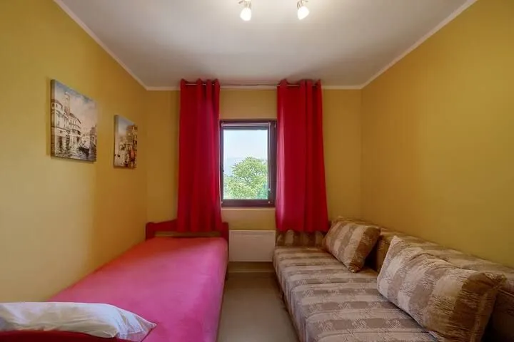 Prodaja, trosoban stan, 72m², Prčanj, Kotor