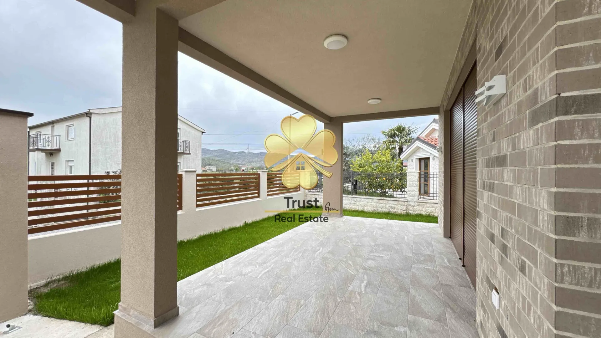 Rent, house, 140m², Donja Gorica, Podgorica