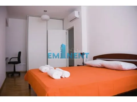 Izdavanje, trosoban stan, 89m², Stari Grad, Beograd - image 13