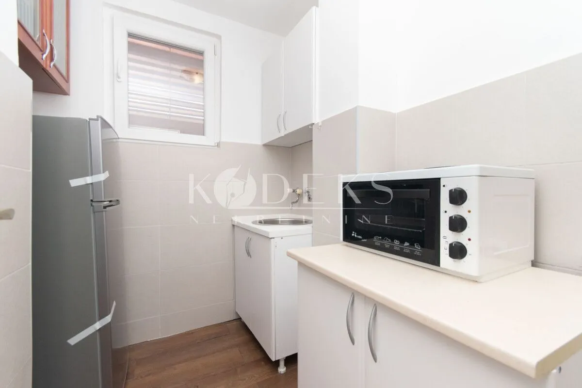 Izdavanje, garsonjera, 25m², Preko Morače, Podgorica