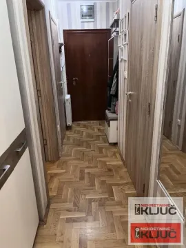 Prodaja, trosoban stan, 71m², Podbara, Novi Sad Sve Podlokacije - image 10