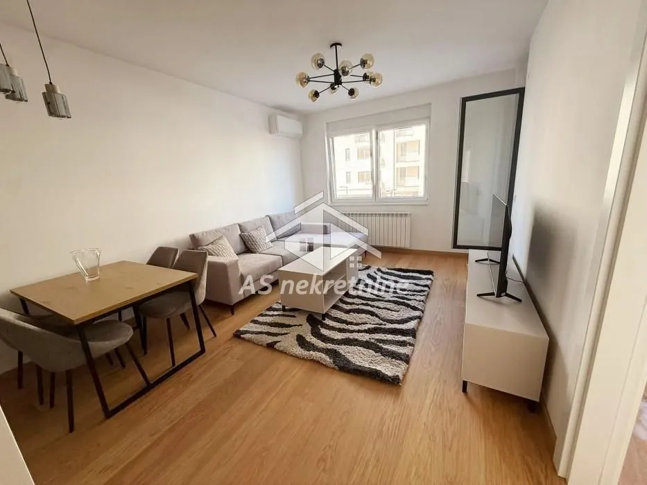Izdavanje, stan, 45m², Banjica, Voždovac Sve Podlokacije