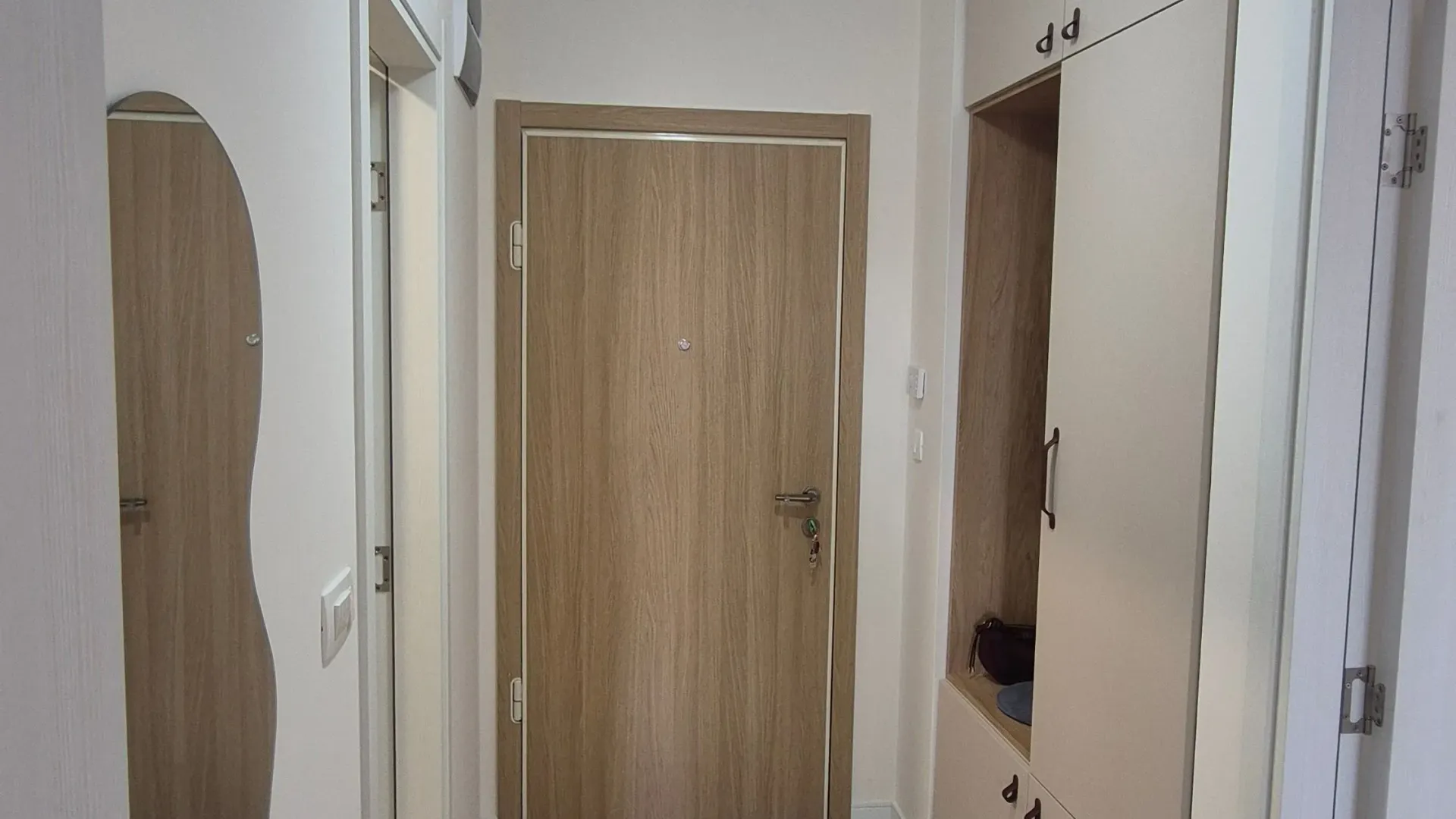 Rent, one bedroom apartment, 49m², Central Point, Podgorica