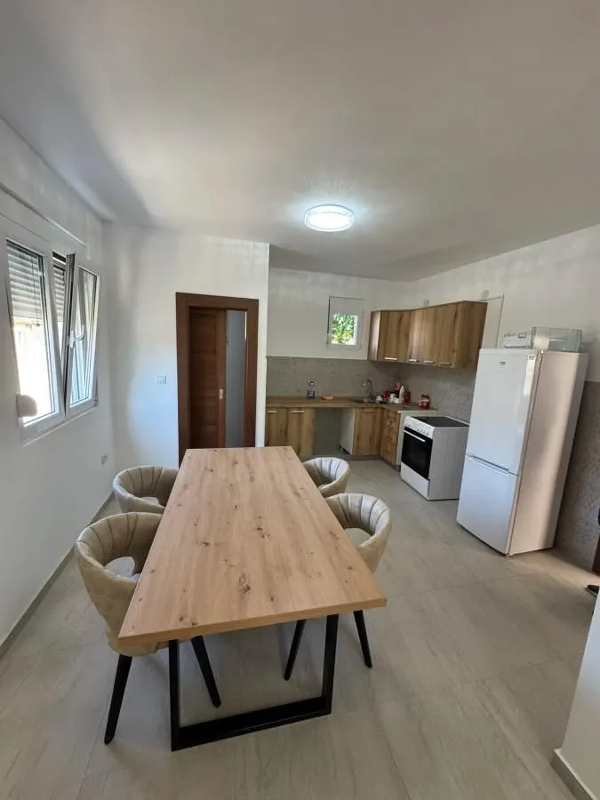 Rent, house, 60m², Zagorič, Podgorica