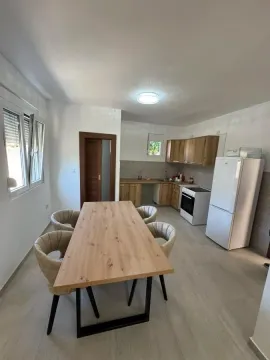 Rent, house, 60m², Zagorič, Podgorica - image 3
