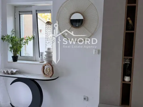 Sale, three bedroom apartment, 110m², Prčanj, Kotor - image 11