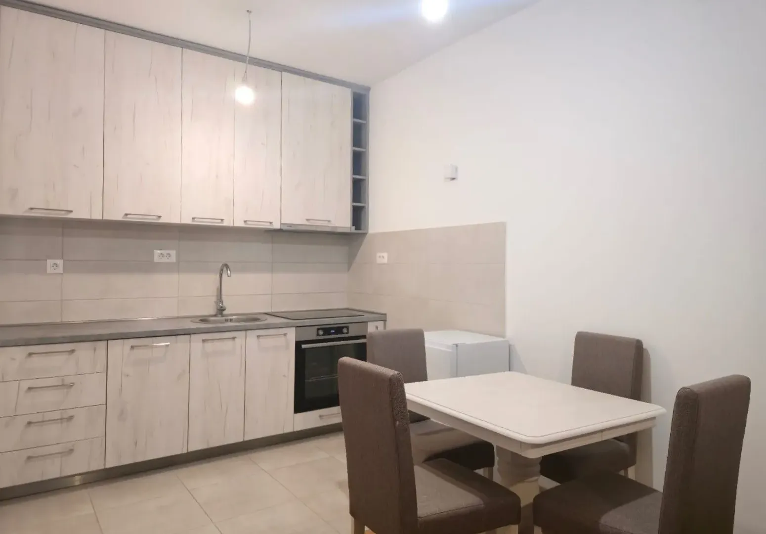 Izdavanje, jednosoban stan, 51m², Zabjelo, Podgorica