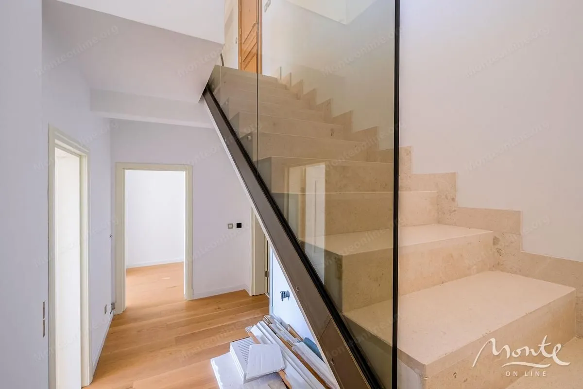 Prodaja, dvosoban stan, 100m², Donja Lastva, Tivat