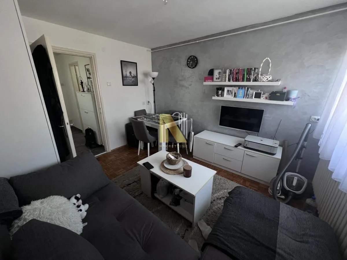 Prodaja, garsonjera, 20m², Detelinara, Novi Sad Sve Podlokacije