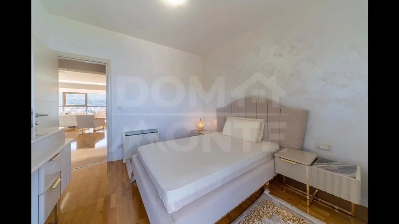 Rent, three bedroom apartment, 150m², Budva okolina, Budva