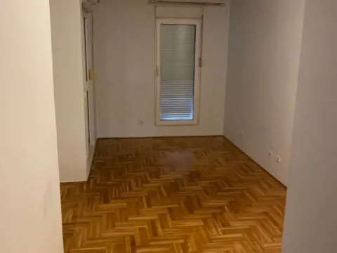 Izdavanje, jednosoban stan, 57m², Zagorič, Podgorica - image 2