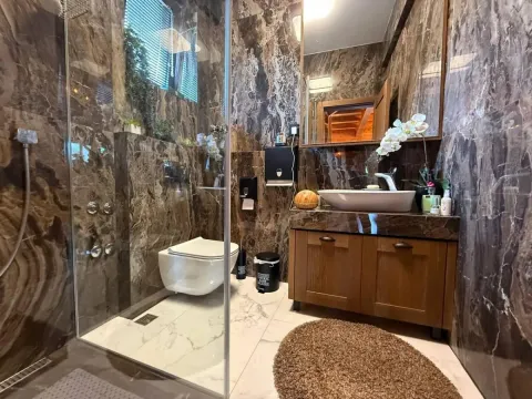 Prodaja, kuća, 270m², Petrovaradin, Novi Sad - image 50