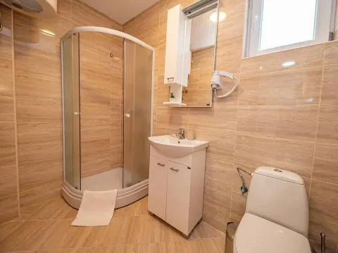 Prodaja, dvosoban stan, 35m², Sutomore, Bar - image 5