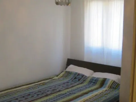 Rent, one bedroom apartment, 55m², Budva, Crna Gora - image 9