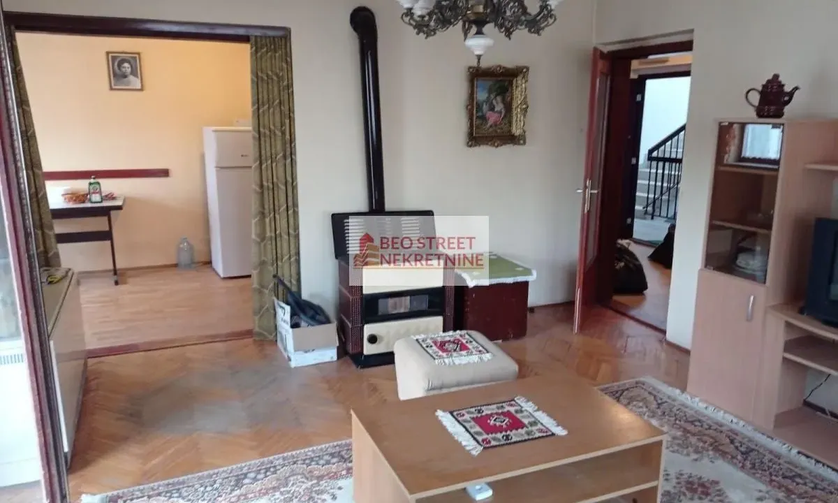 Prodaja, dvosoban stan, 65m², Banja Vrdnik, Irig