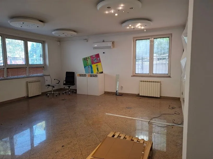 Rent, office space, 103m², Voždovac, Voždovac Sve Podlokacije