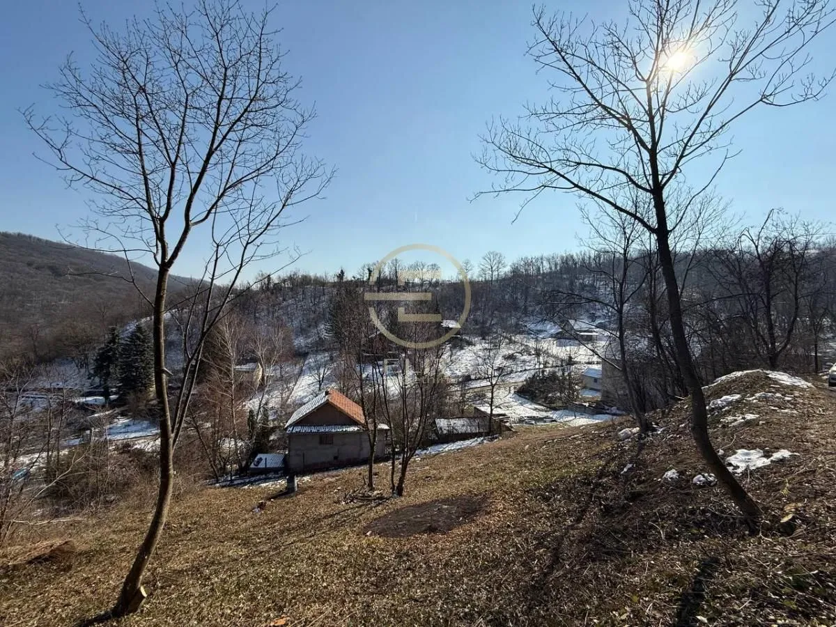 Prodaja, plac, 600m², Rakovac, Novi Sad Sve Podlokacije