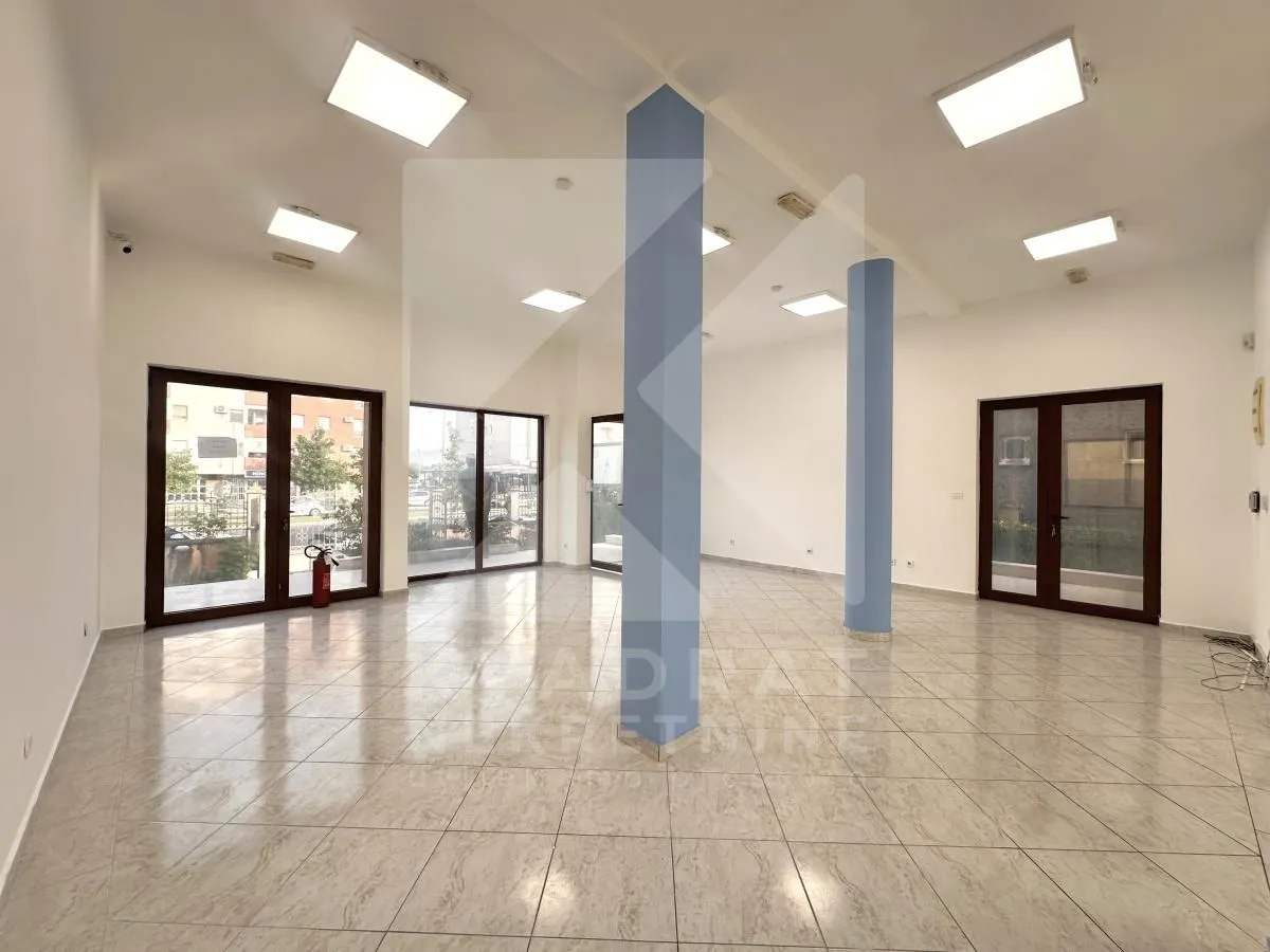 Rent, office space, 70m², Stari Aerodrom, Podgorica
