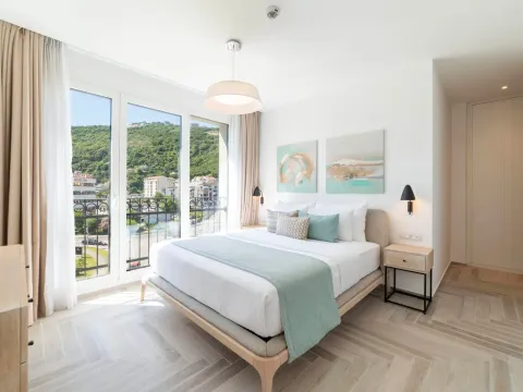 Prodaja, dvosoban stan, 94m², Kotor, Crna Gora - image 10