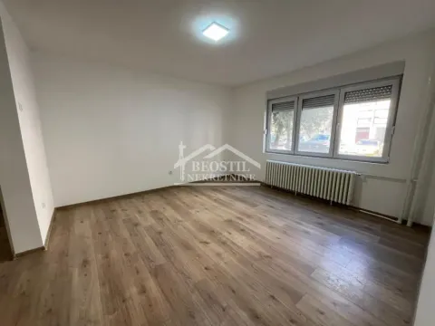Prodaja, dvosoban stan, 56m², Papazovac, Smederevo - image 11
