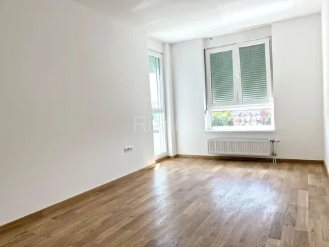 Sale, two bedroom apartment, 9545m², Trošarina, Niš - image 3