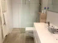 Izdavanje, trosoban stan, 85m², Savski Venac, Beograd - image 7