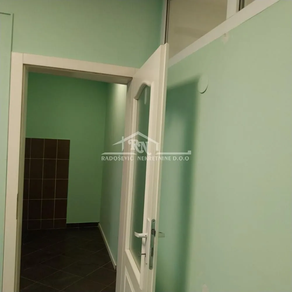 Rent, office space, 51m², Čukarička Padina, Beograd