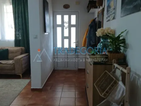 Prodaja, kuća, 120m², Bar, Crna Gora - image 11