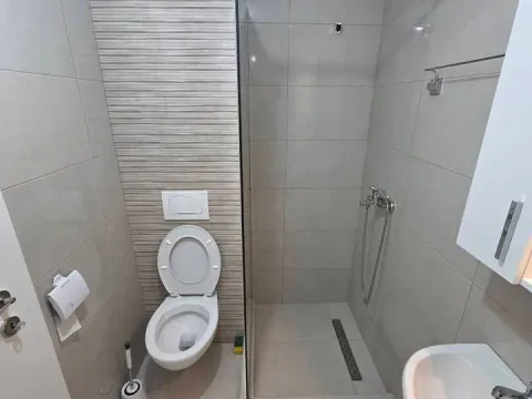 Izdavanje, jednosoban stan, 43m², Zagorič, Podgorica - image 8