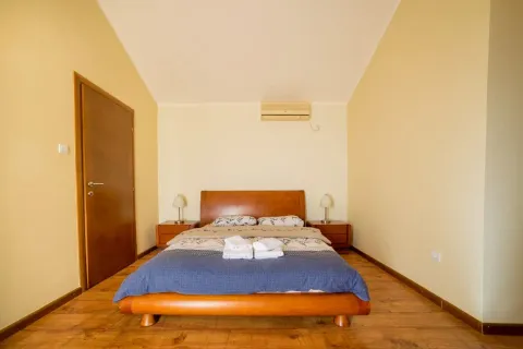 Sale, house, 200m², Krimovica, Kotor - image 12