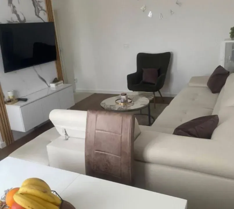 Izdavanje, jednosoban stan, 45m², Zagorič, Podgorica