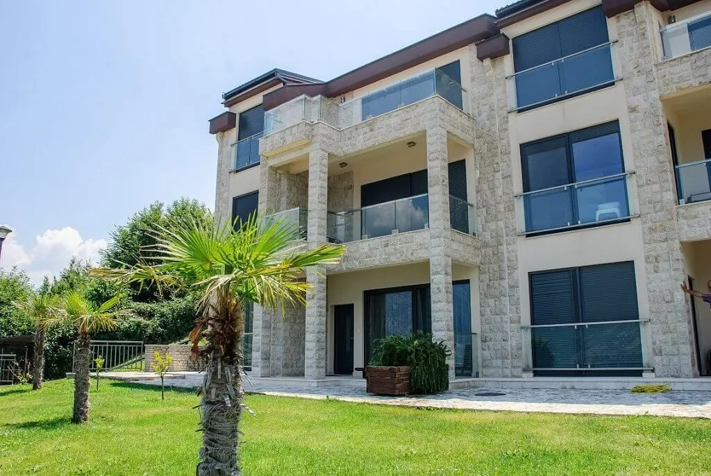 Prodaja, trosoban stan, 66m², Kostanjica, Kotor