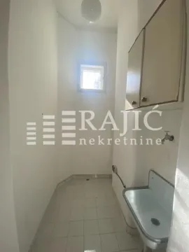 Rent, office space, 140m², Slavija, Vračar Sve Podlokacije - image 10