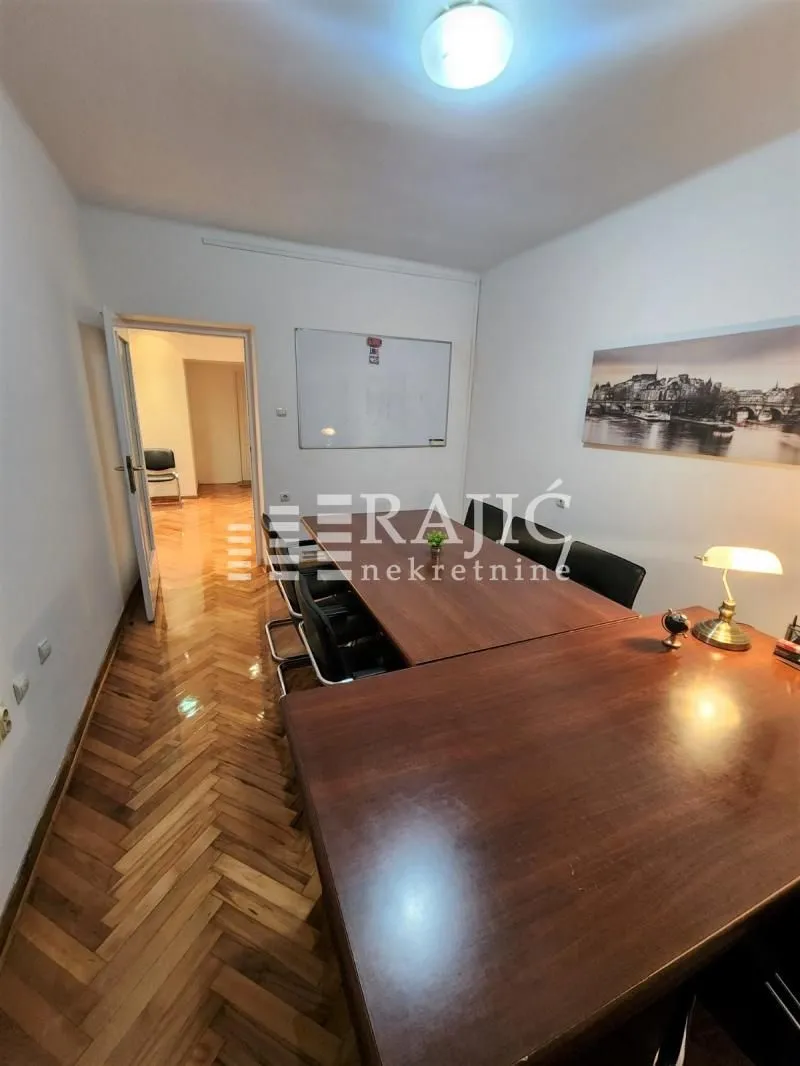 Rent, office space, 75m², Stari Grad, Beograd