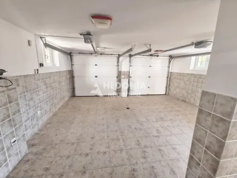 Rent, house, 650m², Savski Venac, Beograd - image 14