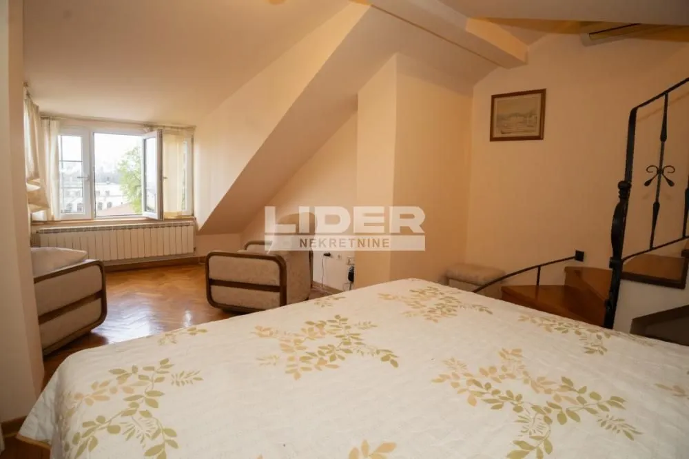 Rent, apartment, 150m², Stari Grad, Beograd