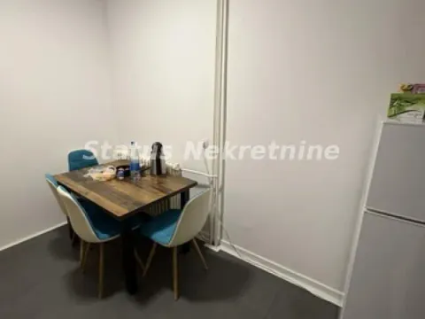 Izdavanje, poslovni prostor, 120m², Stari grad, Novi Sad - image 9