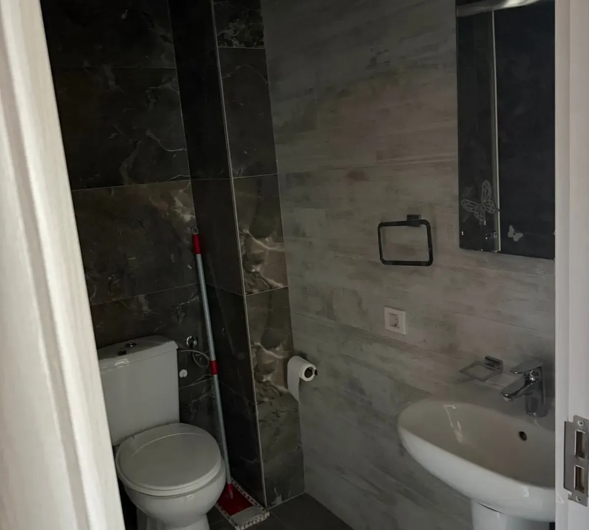 Prodaja, dvosoban stan, 48m², Dalmatinska ulica, Podgorica